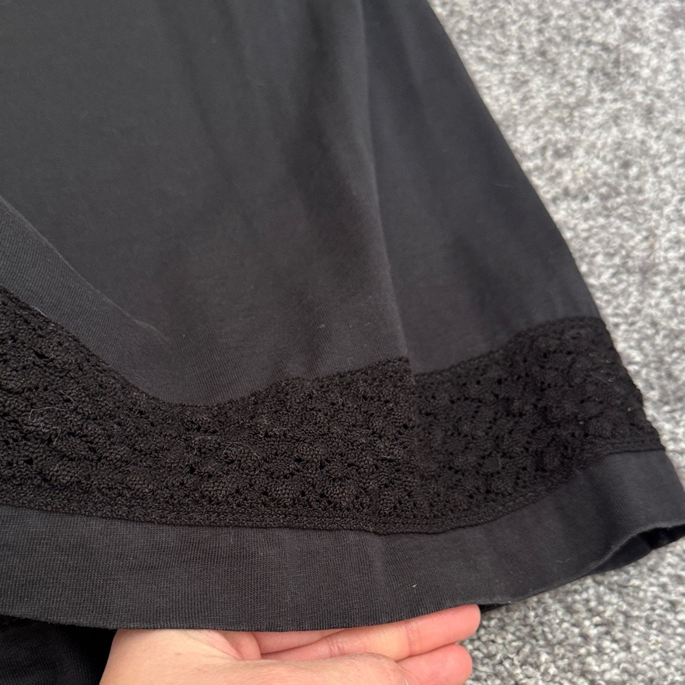 Agnes B Elegant Black Mini Dress with lace detail - quiet luxury, minimalist - Picture 6 of 10